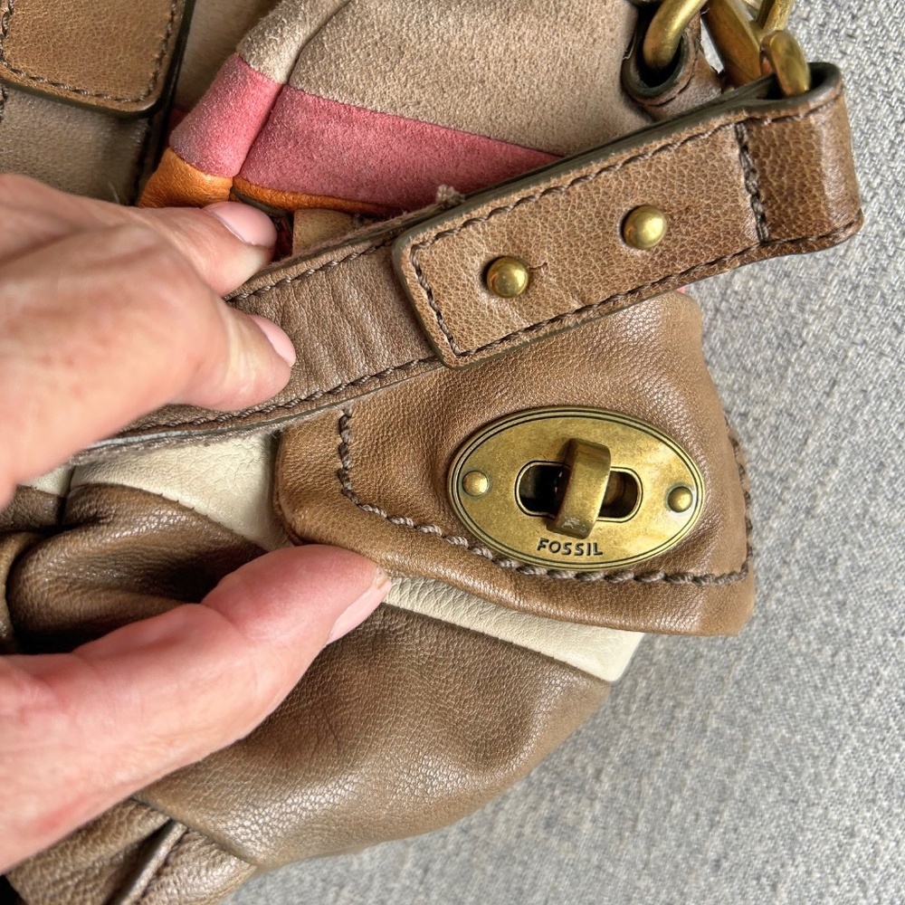 Fossil Leather and Suede handbag - Picture 6 of 13